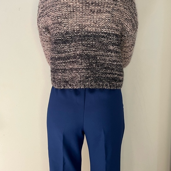 Cropped Ombre Effect Sweater - Picture 5 of 5